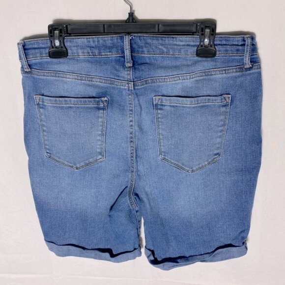 5/$25 R Jeans Light Wash Blue Jean Shorts Denim Shorts 32 - Picture 2 of 9